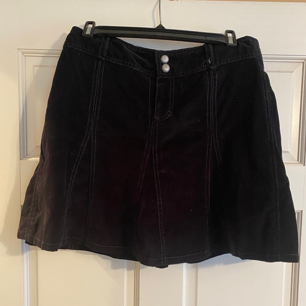 Athleta Black Corduroy Skirt. Size 4P